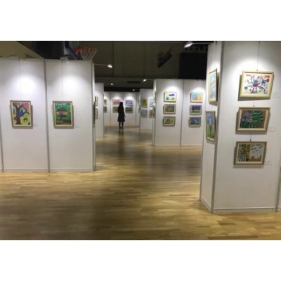 八棱柱挂画展板案例