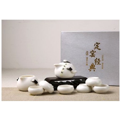 茶礼礼盒-定窑 企鹅壶