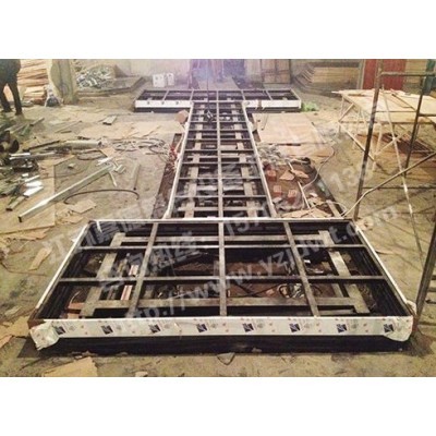 广西柳州猫王酒吧组合舞台图2