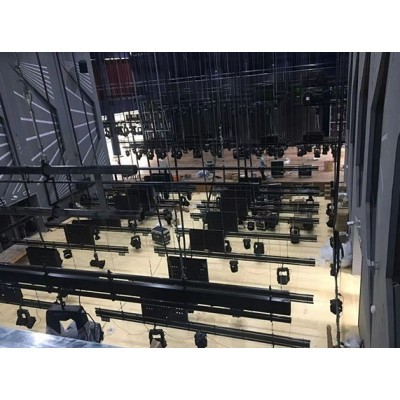 四川西昌电视台演播厅图4