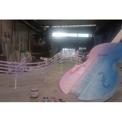 大提琴不锈钢雕塑