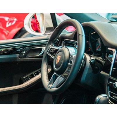 上海浦东保时捷六一节活动图3