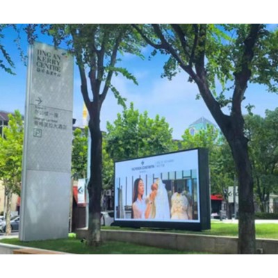 南京西路落地灯箱