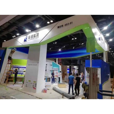 54平展台 涂料 地毯 泡沫字 灯带