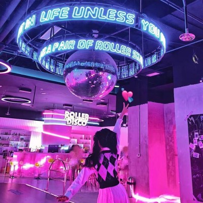 圆环吊顶亚克力霓虹灯圆形弧形发光字悬挂酒吧广告门头定高亮度图3