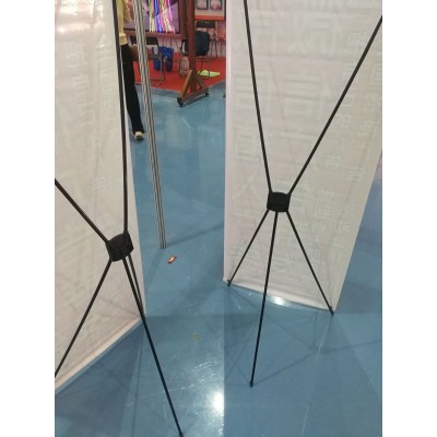 小方盘展架 展架 铁杆小方盘 厂家销售摄影人像艺术海报专用X展架