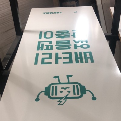 厂家制作批发便捷式共享充电宝展示柜散件包装物流发货可批量下单图4